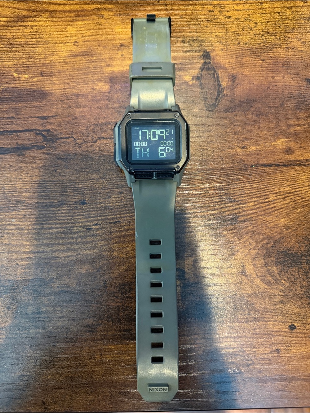 Nixon Regulus Watch